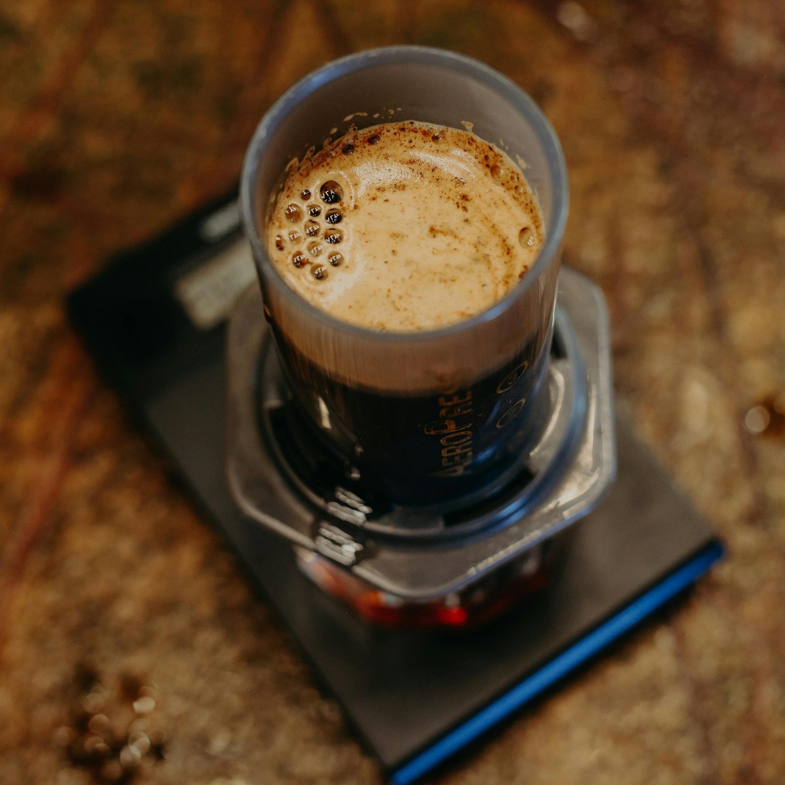 Aeropress method brewing coffee